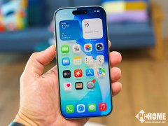 <b>全新的“液态玻璃”特效让人印</b>